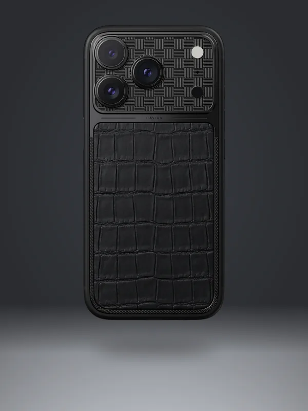 TOTAL BLACK · Obsidian